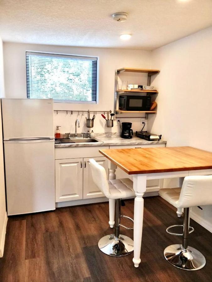Two Fully Equipped Apartments And A Studio 5 Miles From The Beach Sankt Petersburg Exterior foto